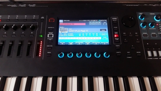 Roland - FANTOM-6 2